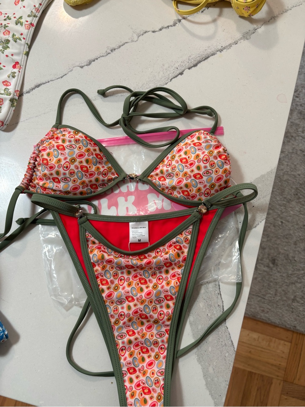 Green-Trim Multicolor Print Bikini Set